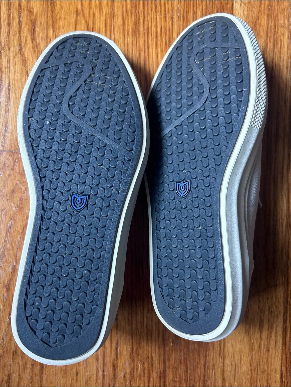 Rothys women slip